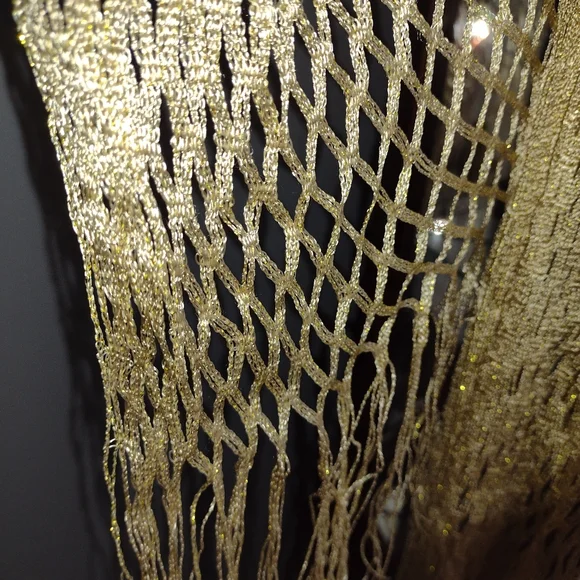 Vintage Metallic Gold Scarf - Picture 7 of 9